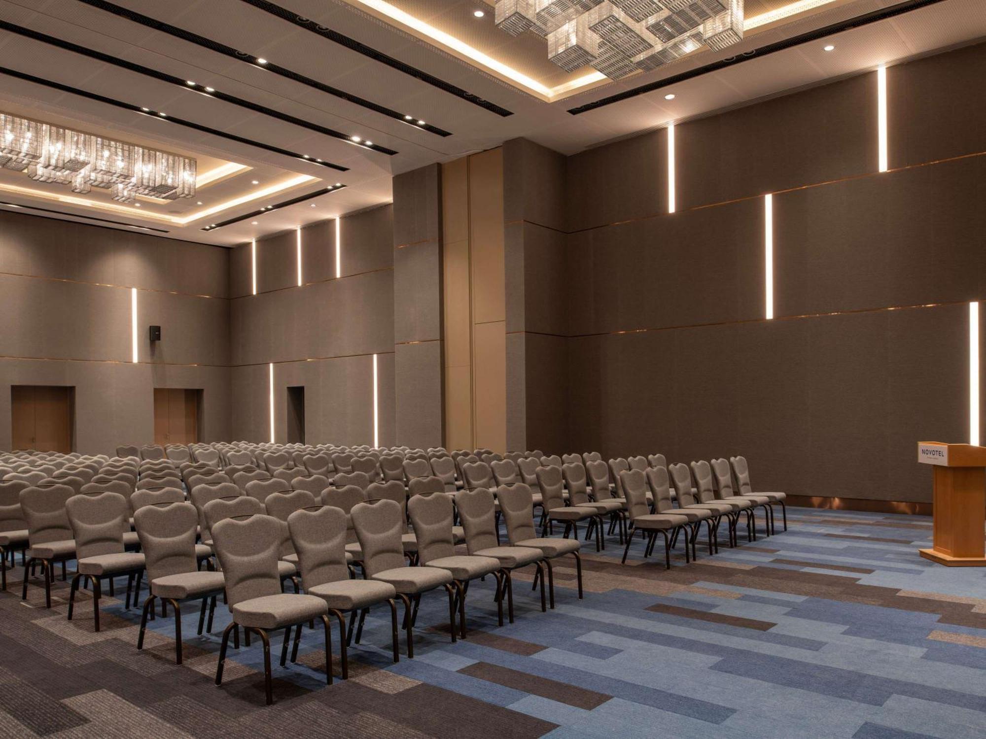 Novotel Riyadh Sahafa Dış mekan fotoğraf